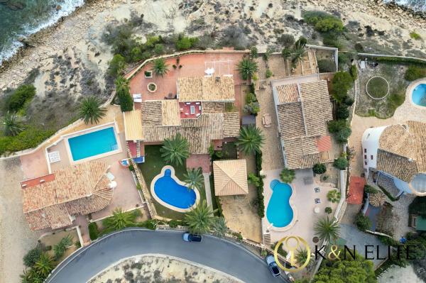 Casa independiente en calle Altea