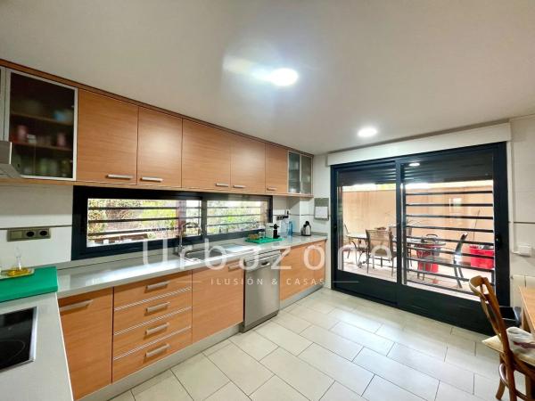 Chalet adosado en avenida del Fabraquer, 47