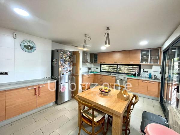 Chalet adosado en avenida del Fabraquer, 47