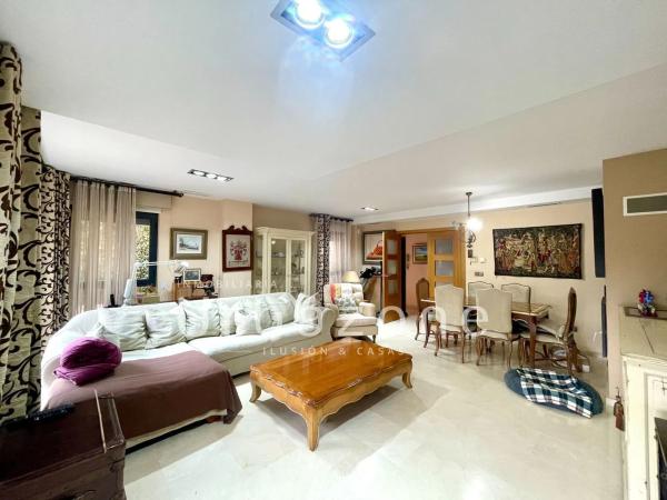 Chalet adosado en avenida del Fabraquer, 47