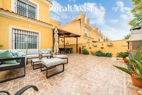 Chalet adosado en calle de l'Orxa