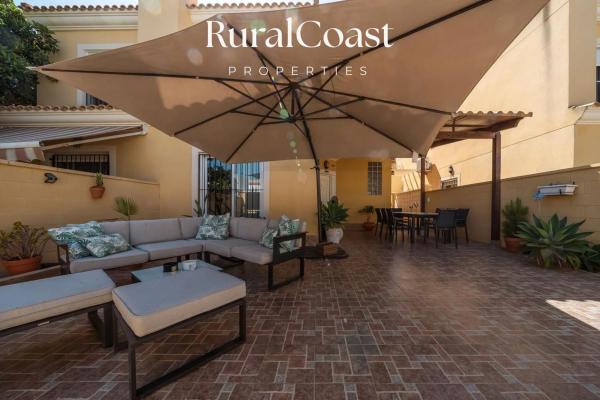 Chalet adosado en calle de l'Orxa