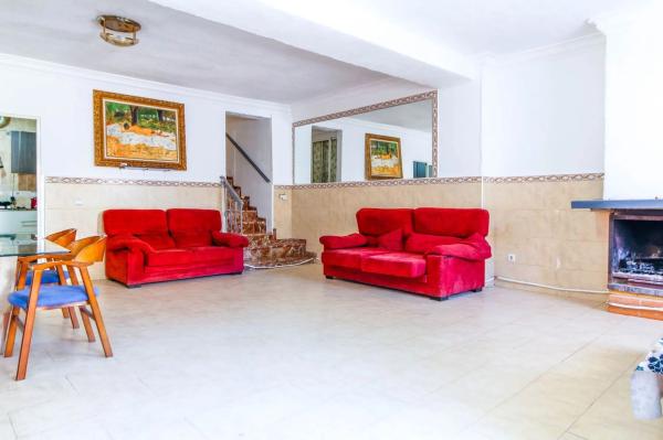 Chalet adosado en calle dels Lleons