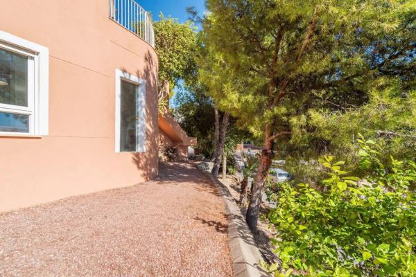 Casa independiente en calle de Bélgica