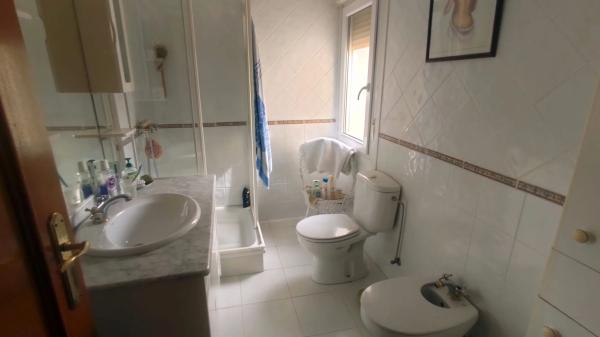 Casa independiente en calle Girona