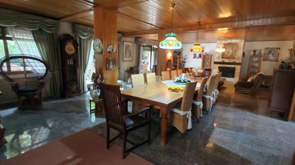 Casa independiente en calle Girona