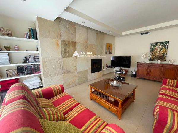 Casa independiente en calle la Font