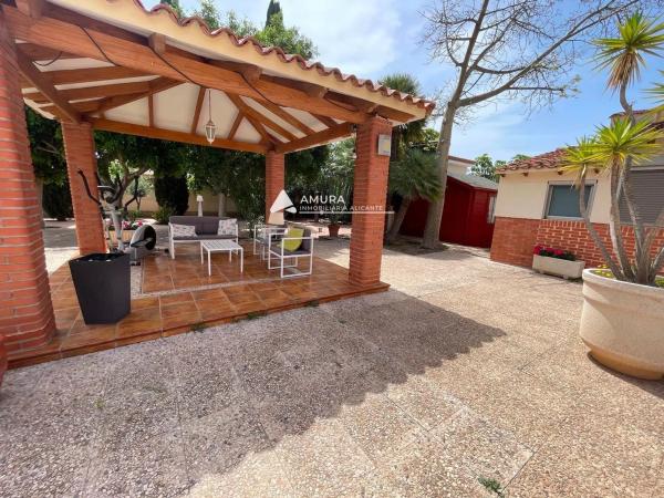 Casa independiente en calle la Font