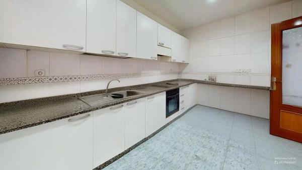 Chalet pareado en avenida del Comtat de Fabraquer