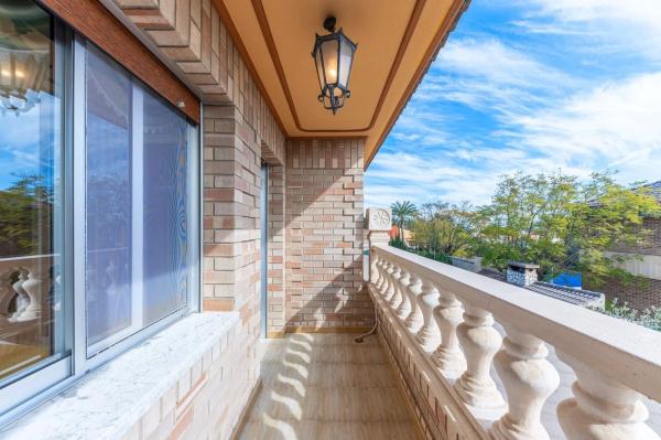 Chalet pareado en calle el Sol s/n