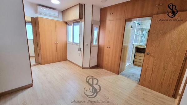 Chalet adosado en calle Pintor Sorolla