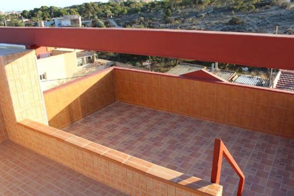 Chalet adosado en calle Pintor Sorolla, 40