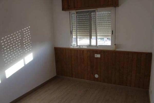 Chalet adosado en calle Pintor Sorolla, 40