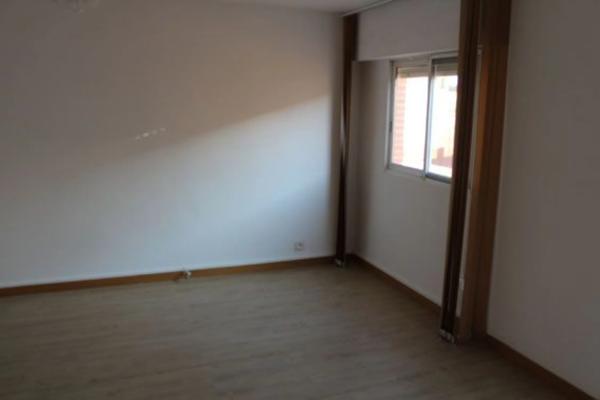 Chalet adosado en calle Pintor Sorolla, 40