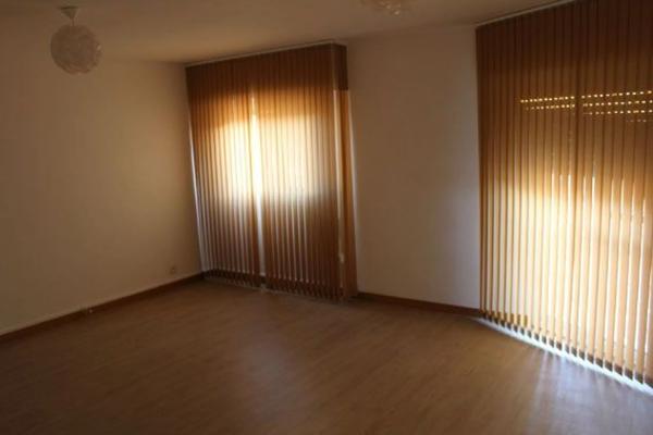 Chalet adosado en calle Pintor Sorolla, 40