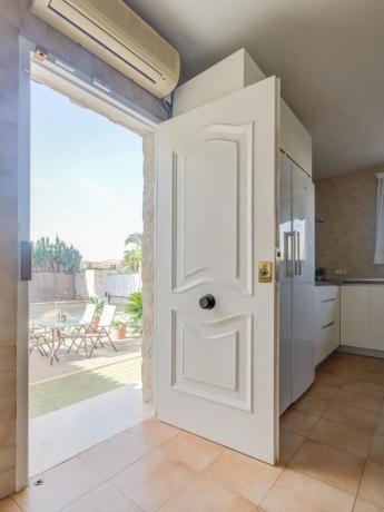 Casa independiente en calle del Maigmó, 10