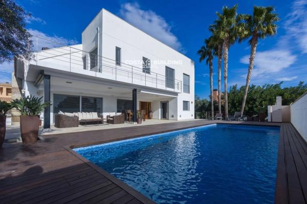 Casa independiente en calle d'Aigües