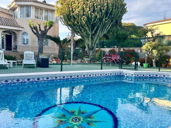 Casa independiente en calle Capiscol