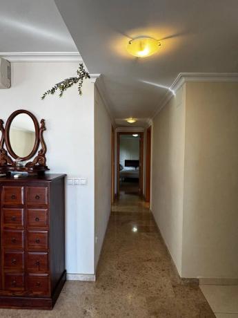 Chalet pareado en calle Cabo San Antonio