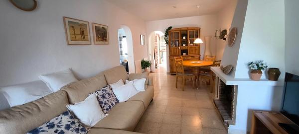 Chalet adosado en calle la Llebre s/n