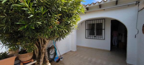 Chalet adosado en calle la Llebre s/n