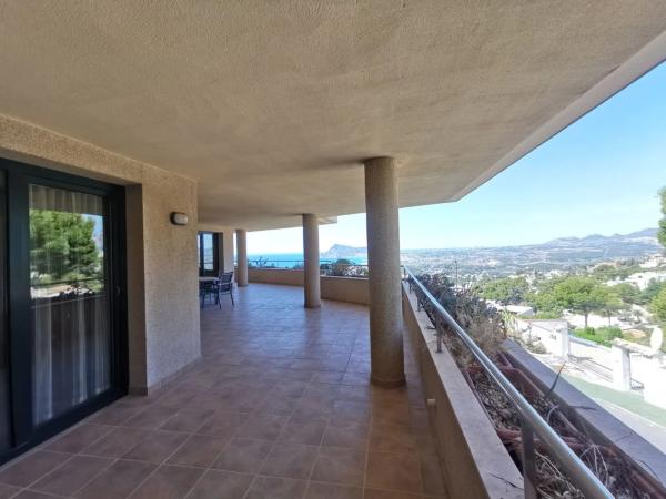 Piso en calle Principal de la Serra, 157