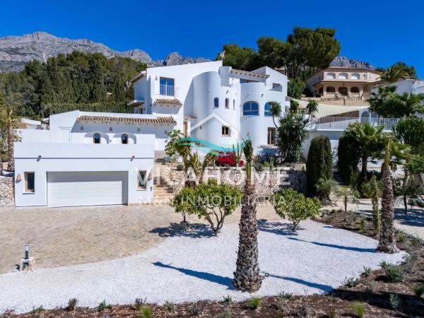 Casa independiente en calle el Ravanell