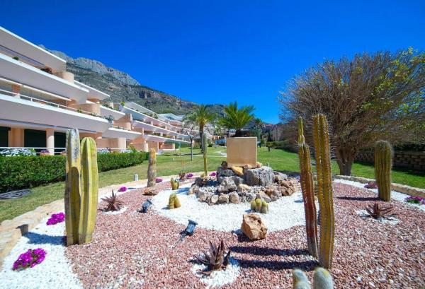 Piso en calle Sondeo-s.a. Ii