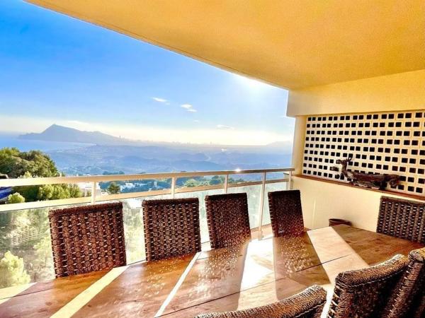 Chalet adosado en avenida Principal