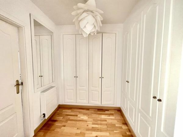 Chalet adosado en avenida Principal