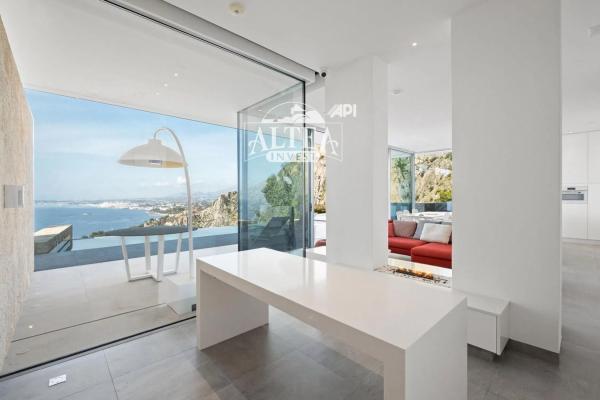 Casa independiente en calle Toix