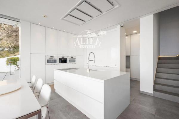 Casa independiente en calle Toix