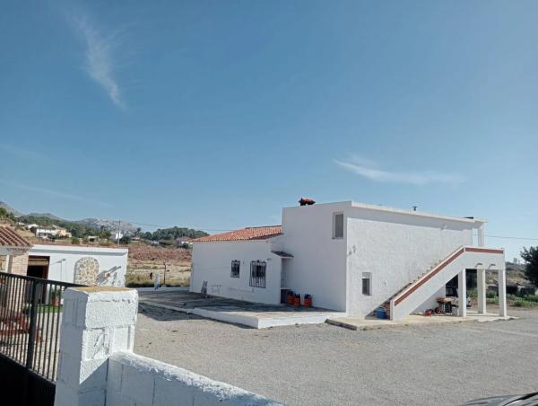 Casa independiente en Partida Sogay-Industria