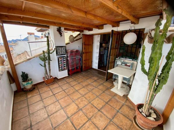 Chalet pareado en calle Carreta