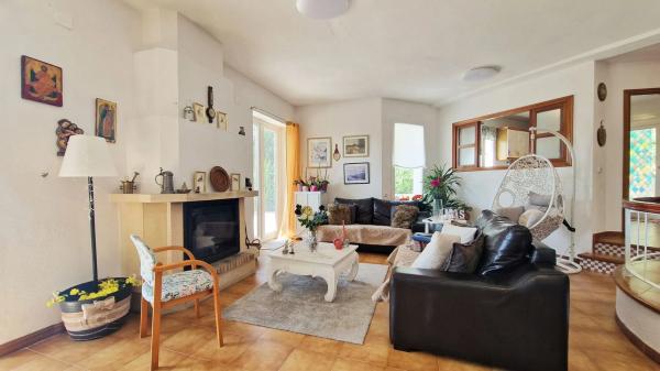 Casa independiente en calle Xop