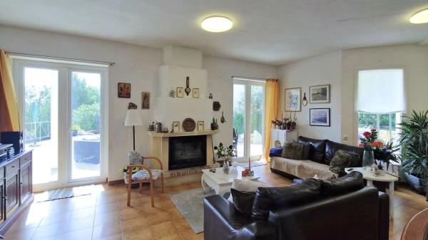 Casa independiente en calle Xop