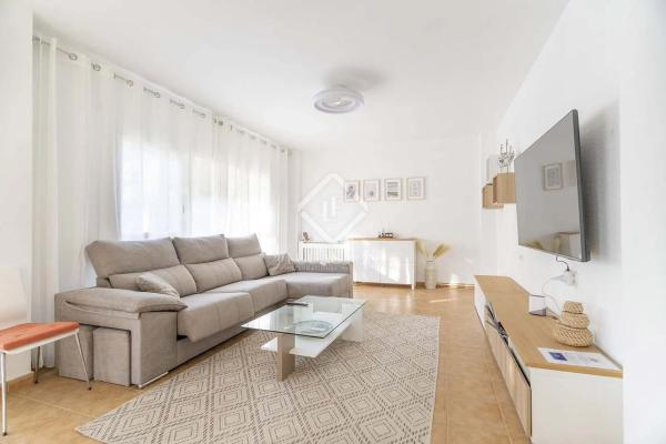 Casa independiente en calle Altea