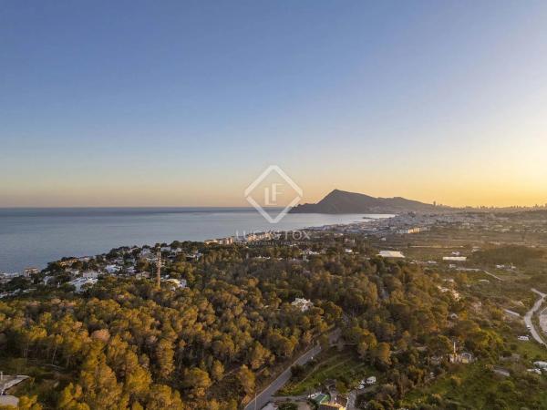 Casa independiente en calle Altea