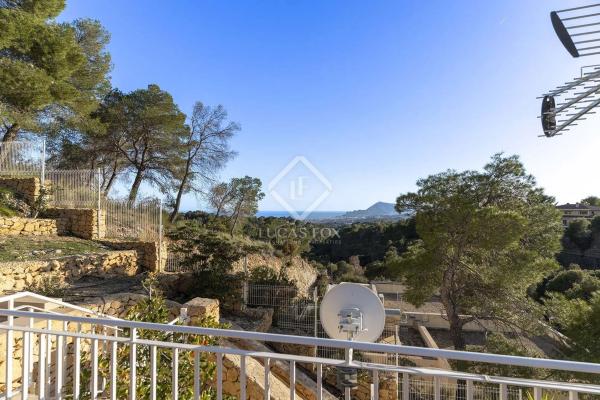 Casa independiente en calle Altea