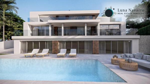 Casa independiente en calle Oslo