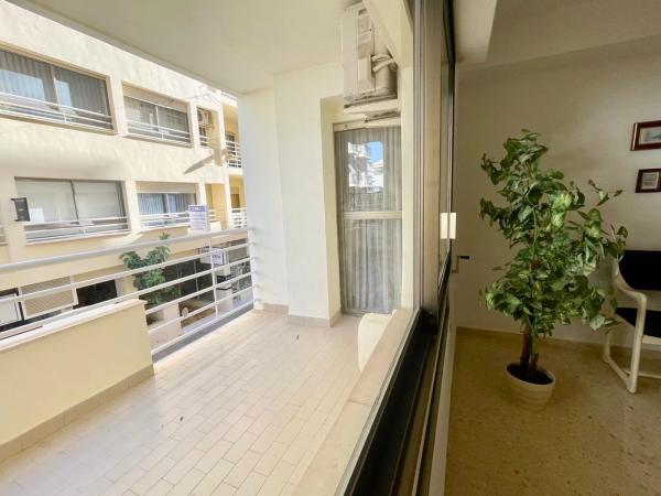 Piso en calle Constitució, 4