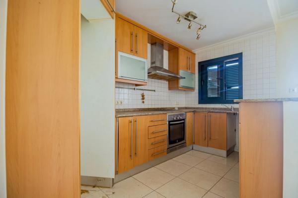 Chalet pareado en calle Cabo De San Antonio