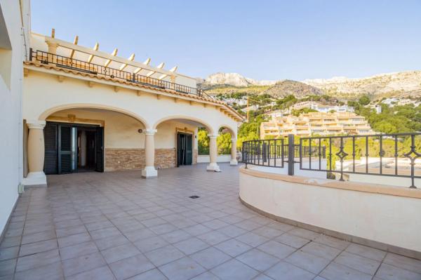 Chalet pareado en calle Cabo De San Antonio