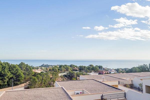 Chalet pareado en calle Cabo De San Antonio