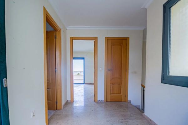 Chalet pareado en calle Cabo De San Antonio