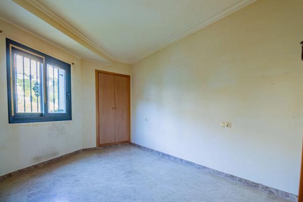 Chalet pareado en calle Cabo De San Antonio