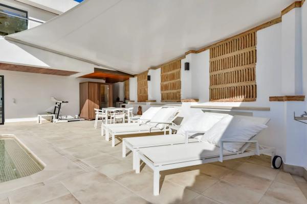 Casa independiente en calle Suecia, 413