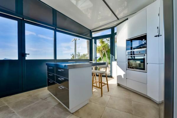 Casa independiente en calle Suecia, 413