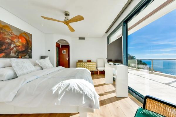 Casa independiente en calle Suecia, 413