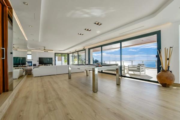 Casa independiente en calle Suecia, 413